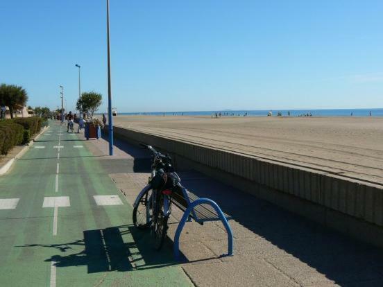 T3 Vue Mer Et Plage, Avec Wifi Et Parking Saint-Pierre-la-Mer  Esterno foto
