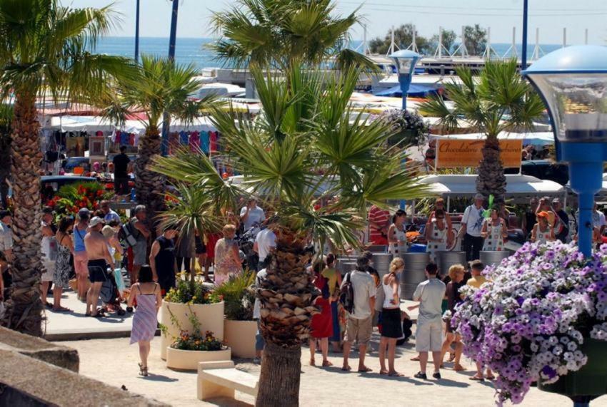 T3 Vue Mer Et Plage, Avec Wifi Et Parking Saint-Pierre-la-Mer  Esterno foto